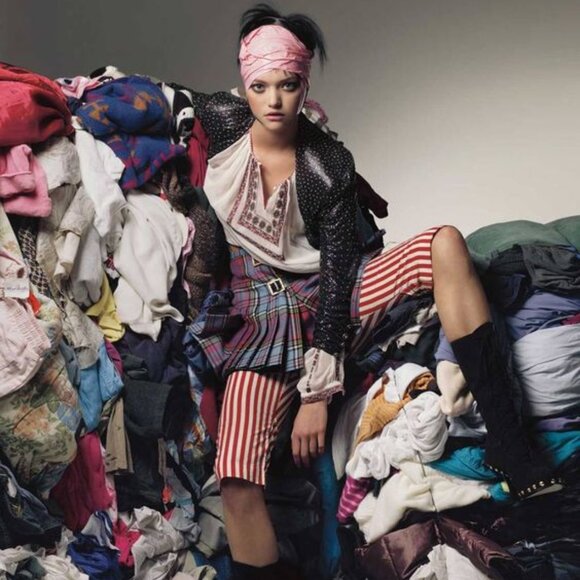 Meet your Posher, Jillian - Picture 1 of 1